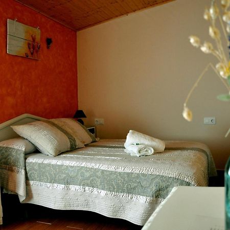 Casa Rural Moli De Fornols Hotel ภายนอก รูปภาพ