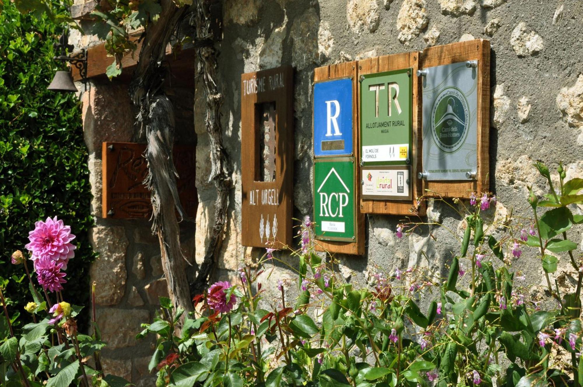 Casa Rural Moli De Fornols Hotel ภายนอก รูปภาพ