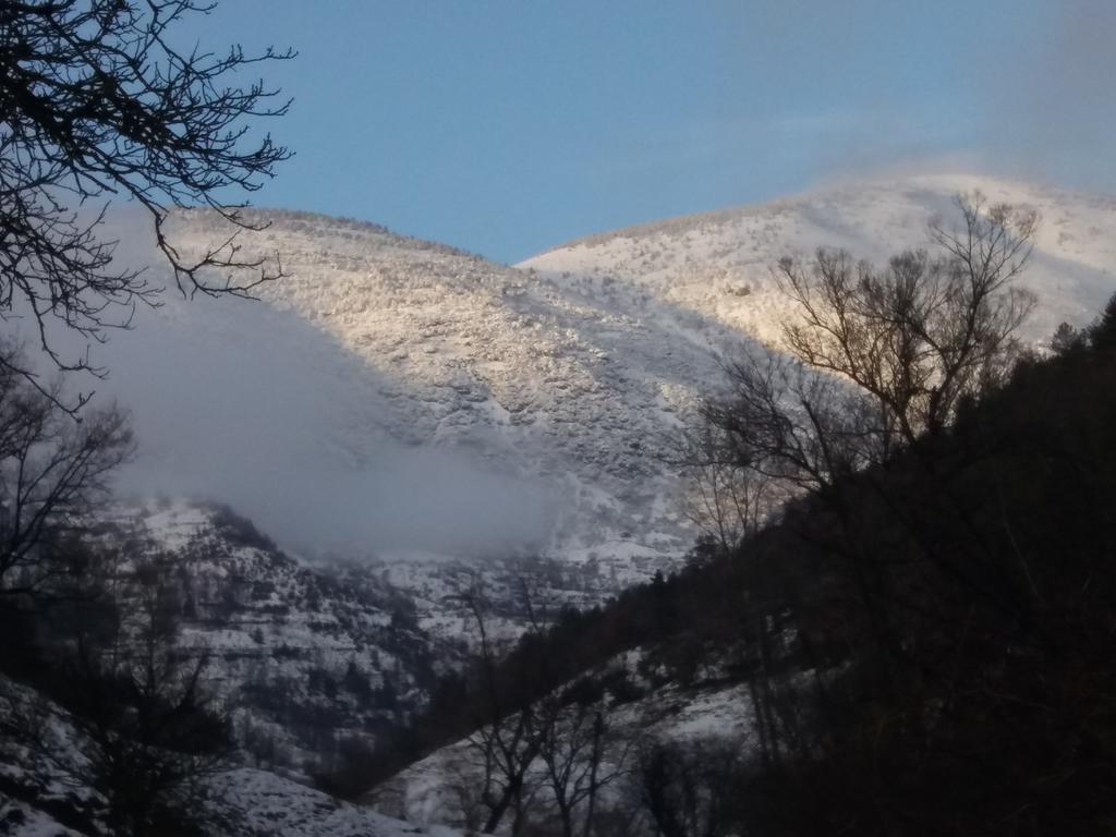 Casa Rural Moli De Fornols Hotel ภายนอก รูปภาพ