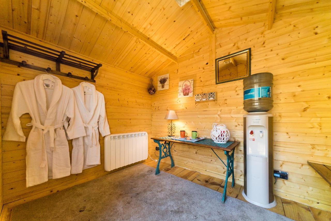 Casa Rural Moli De Fornols Hotel ภายนอก รูปภาพ